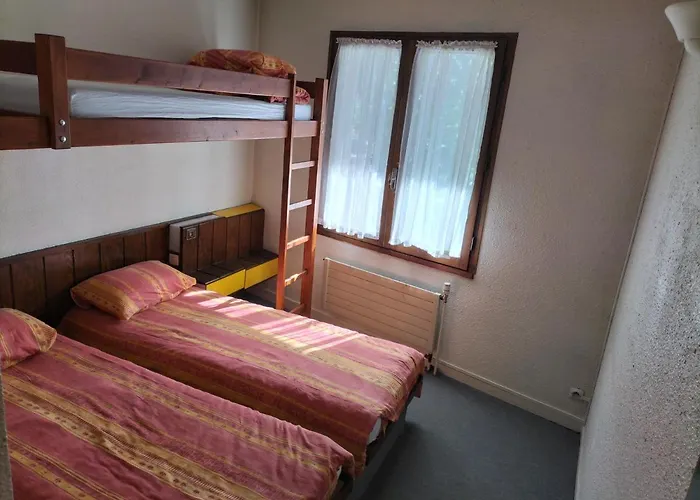 Chambre Triple avec Salle de Bains Privative 2