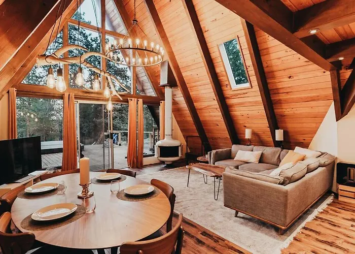 Majestic A-Frame On 5 Acres!