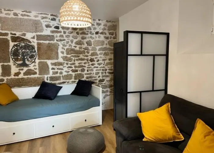 Appartement neuf 4pers, remparts