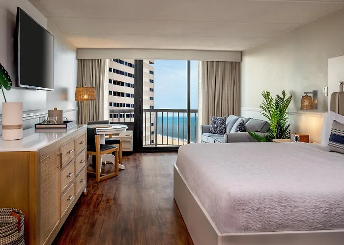 Pet Friendly hotel: Ashore Resort & Beach Club