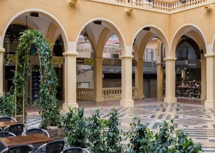 Hotel con piscina: Magic Fenicia