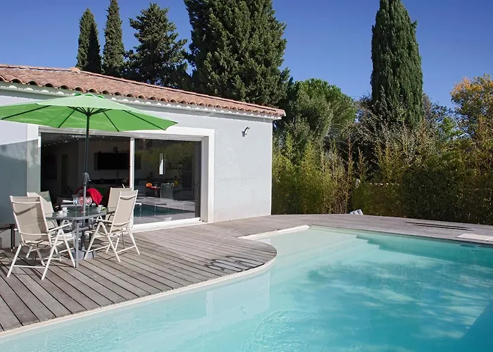 Belle Villa moderne avec piscine et jardin