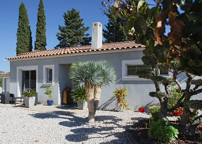 Belle Villa moderne avec piscine et jardin