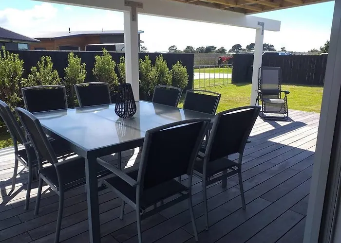 Relax And Unwind In Magical Matarangi