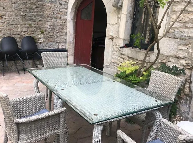 meublé neuf avec jardin