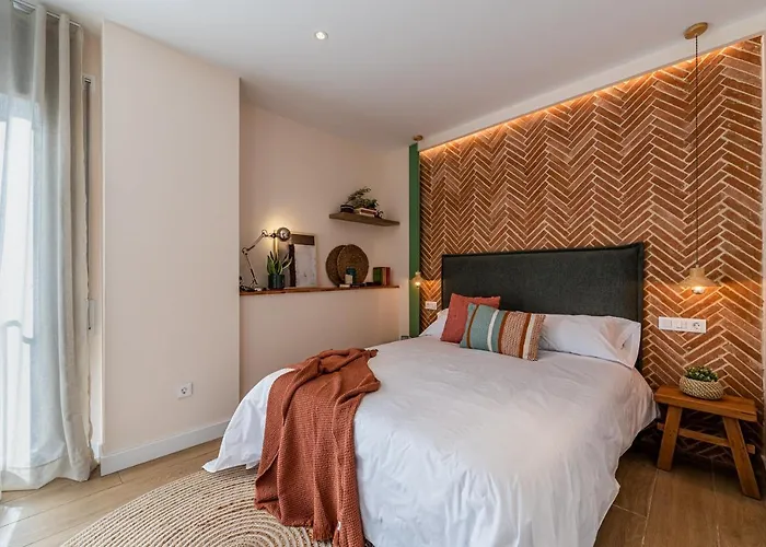 Vestal Suites Domo Adults Only