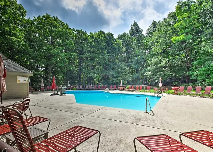 Wintergreen Resort Vacation Rental W/ Balcony!