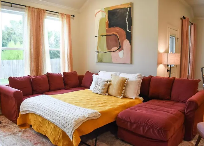 Pet Friendly, King Bed, Fire Pit