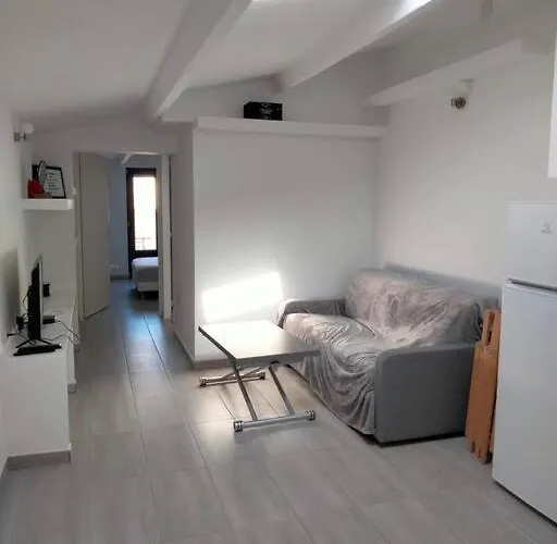 Maison indépendante 35m² classée proche d'Ylium.