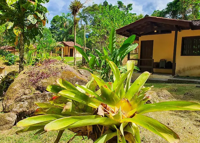 Hotel para famílias: Pousada Canto do Curió Paraty