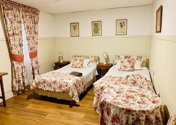 Casa de huéspedes: Hostal Plaza Londres 77