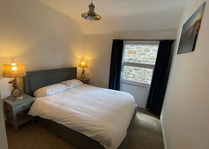 Glanywerydd Cottage