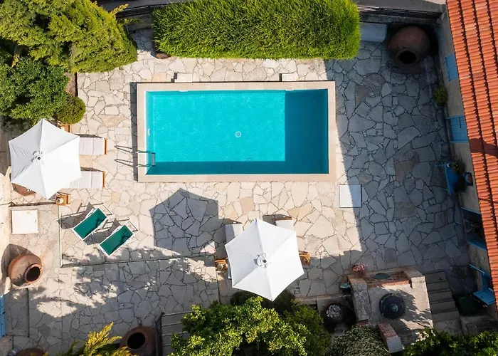 Villa Avgoustis