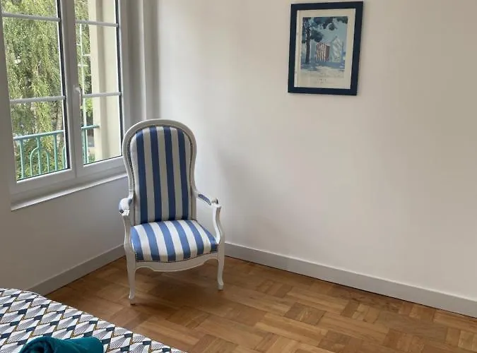 Superbe appartement F2 refait à neuf plein centre