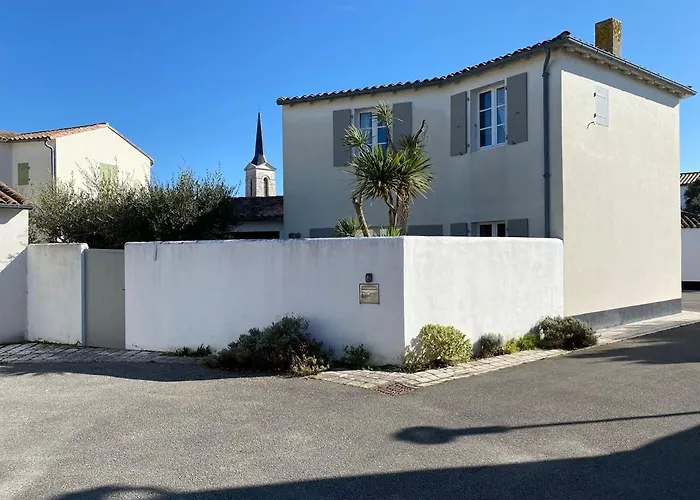 Maison de Charme à St Clément des baleines
