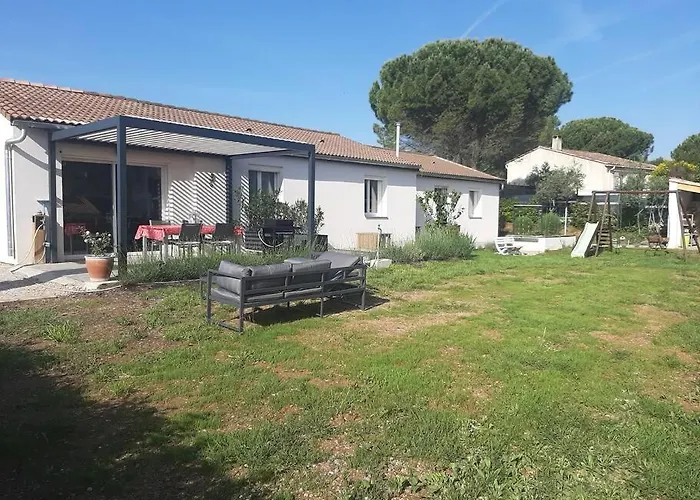 Joli studio au coeur de la provence verte