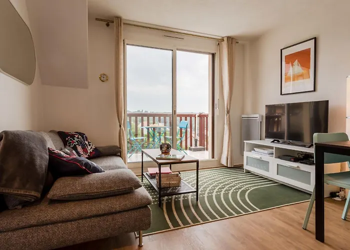 Apartment Le Domaine du Vert Coteau by Interhome