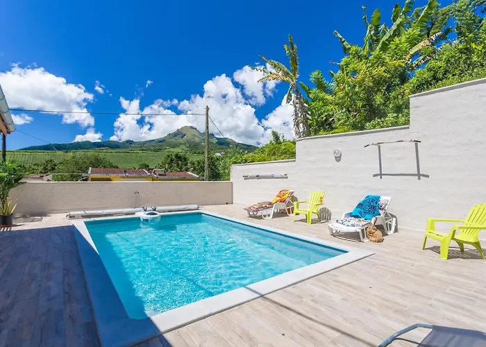 Heliconia - Appt Avec Piscine Partagee
