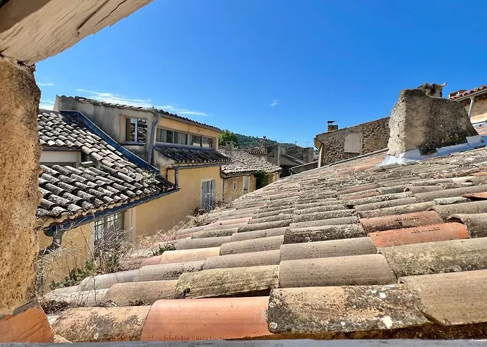 Maison de village Arty et terrasse au calme