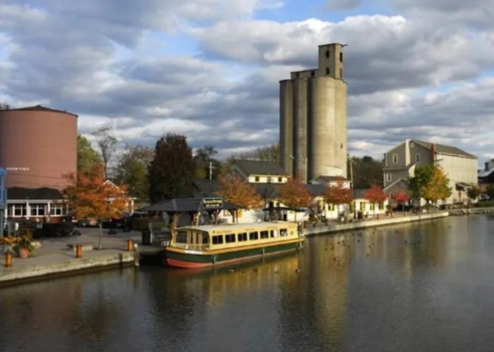Pittsford Garden Retreat