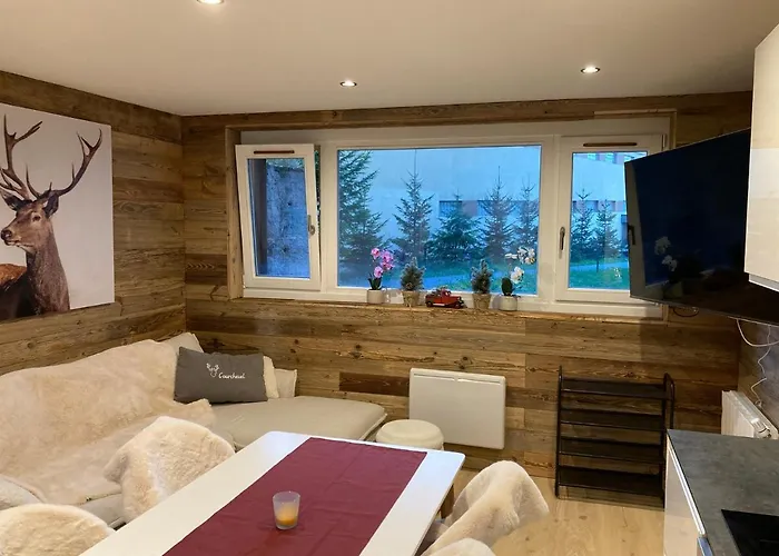 1650 Moriond - 2 Double Bedroom Near Snow Front