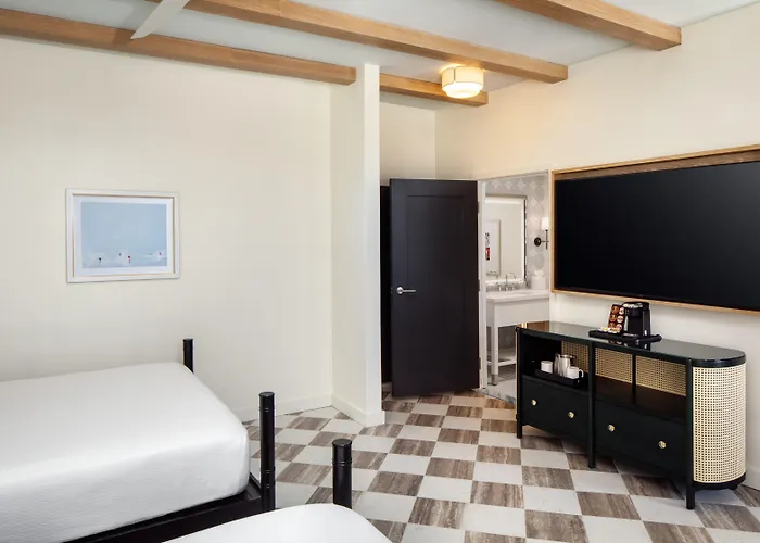 Golf hotel: Casa Marina Key West, Curio Collection By Hilton