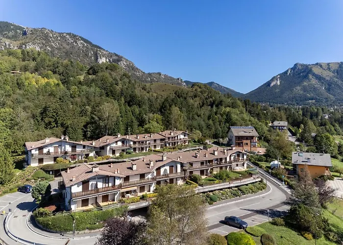 Villetta a schiera con giardino privato