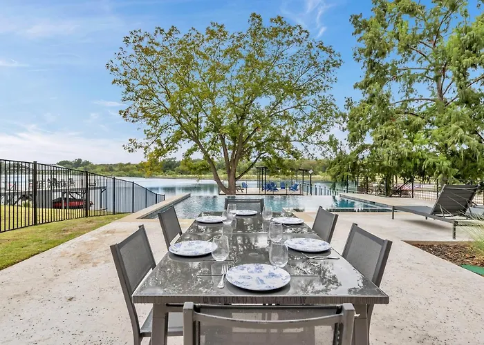 Lbj Bliss Retreat Heated Pool Hot Tub Game Rooms
