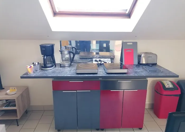 Appartement climatisé avec parking privé à Doué la fontaine