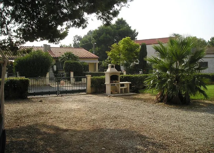 soleil catalan terrasse panoramique ok chéques vacances animaux 4pers wifi 65m2 jardin parking 2ch 2km mer