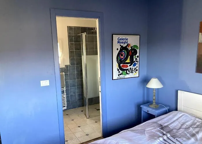 Agréable chambre d'hôtes avec vue sur les collines