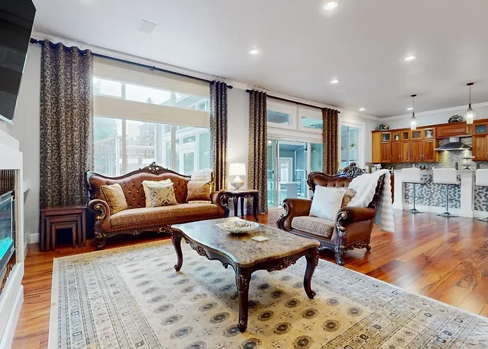 Marysville Modern Oasis