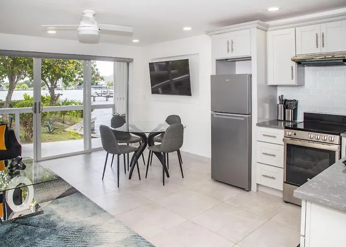 232A Lower Level, South Finger, Jolly Harbour