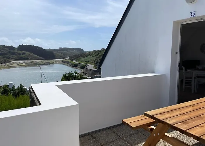 Appartement T2 vue mer Sauzon terrasse et parking privés
