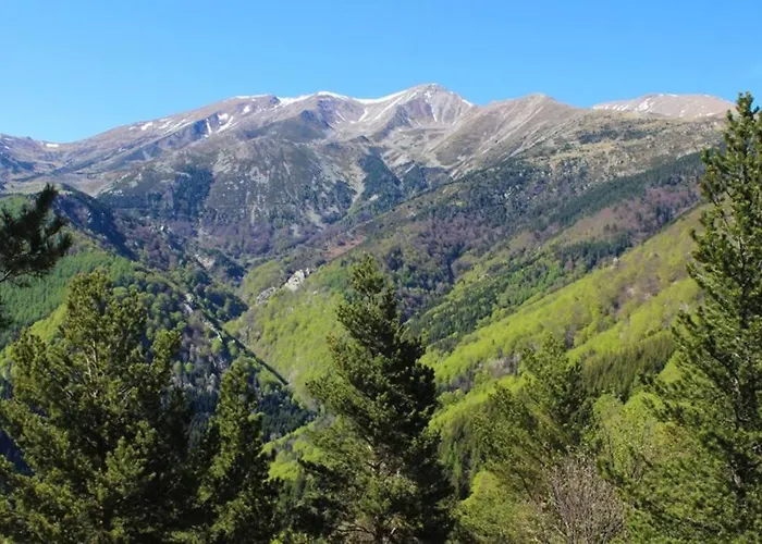 F2 classé 3 étoiles vue montagne, extérieur clos
