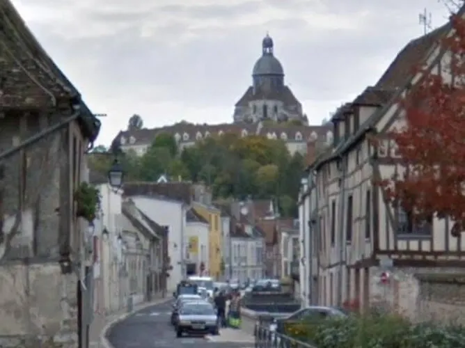 appartement dans une meulière d'architecte