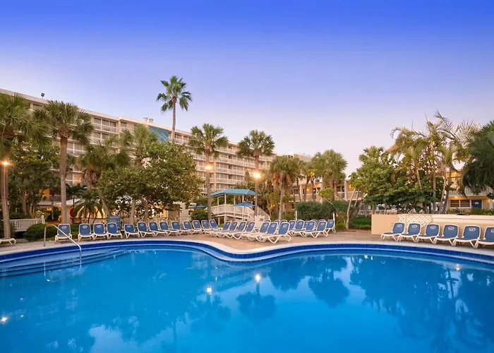 Island Grand At Tradewinds
