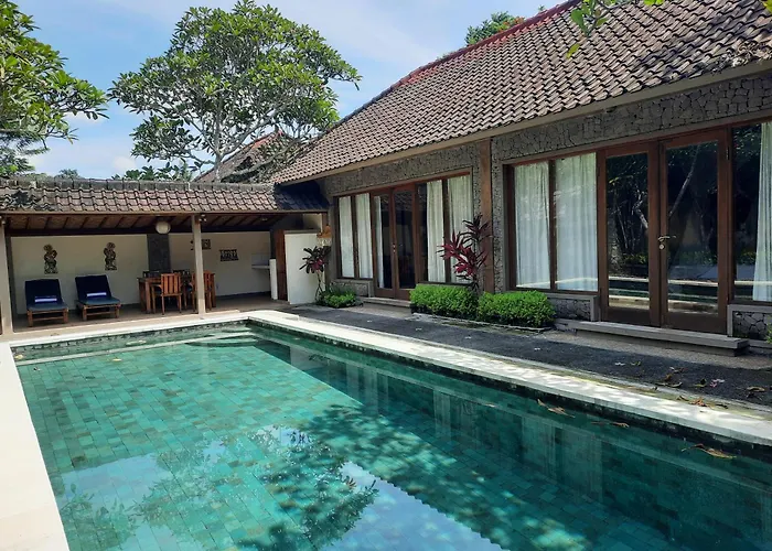 Luxury hotel only: Nefatari Exclusive Villas