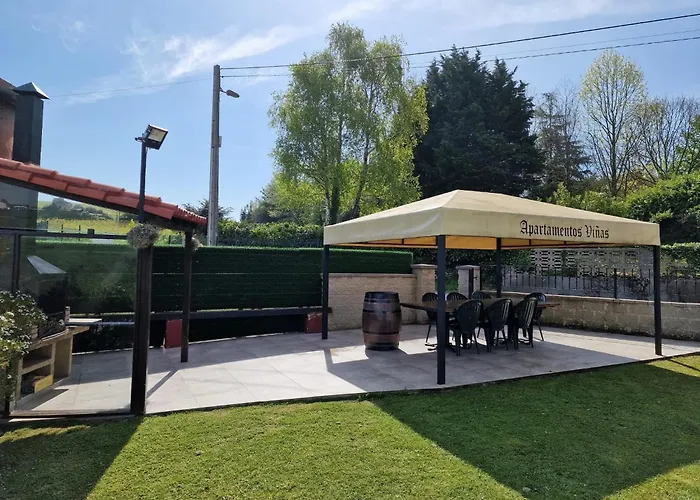 Hotel cerca del colegio: Apartamentos Viñas