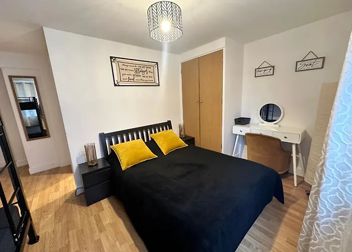 Bermondsey Apartment