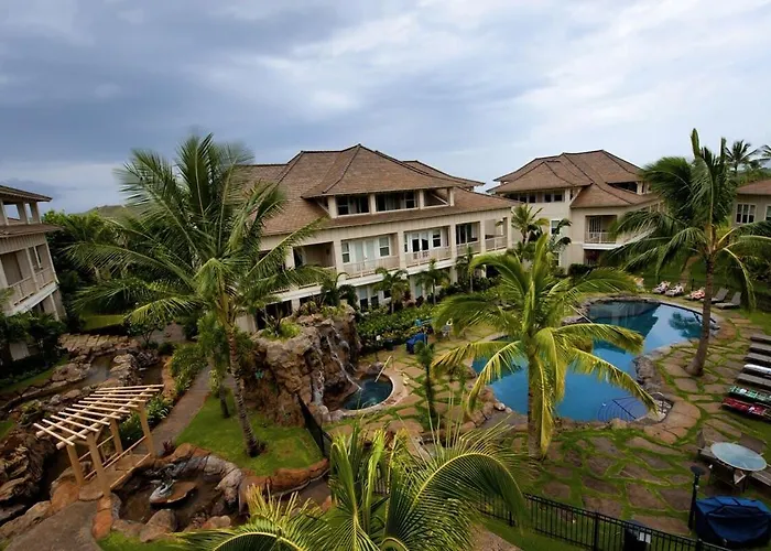 Ground Floor Poolside Villa Short Walk From Top Beach In Kauai With Great Pool