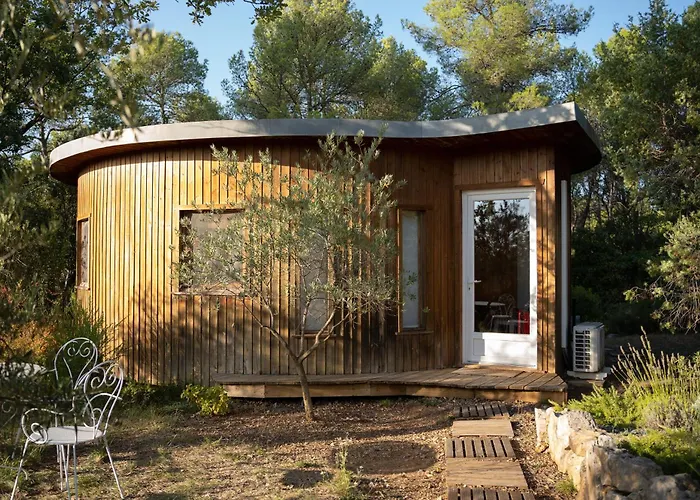 Chalet dans plusieurs hectares de nature