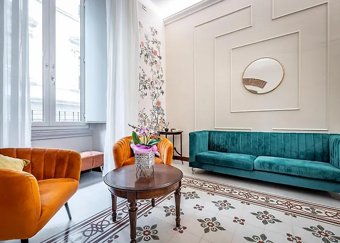 Three Apartments Via Roma