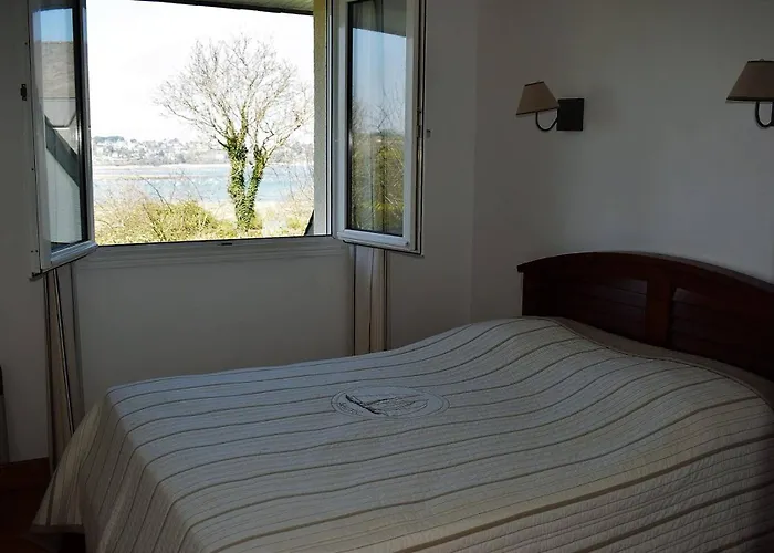 Maison Vue Sur Mer Avec Jardin Clos A Perros-Guirec - Ref 842