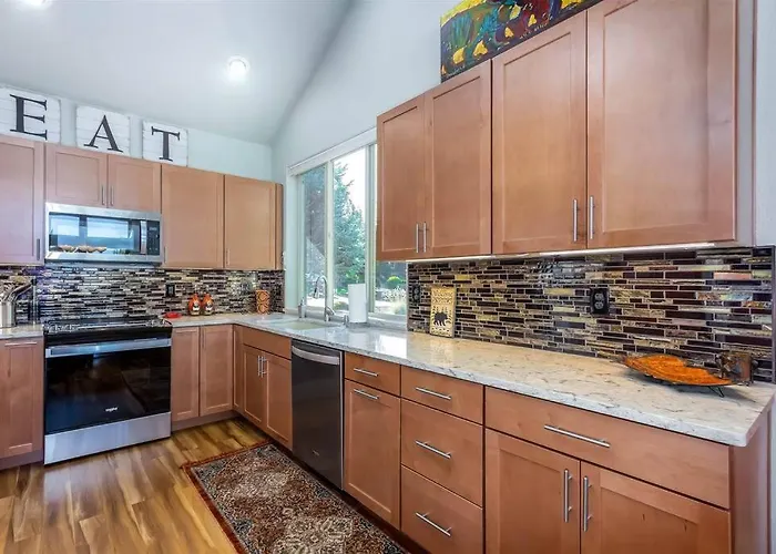 Juniper Haven New Remodel And Resort Amenities