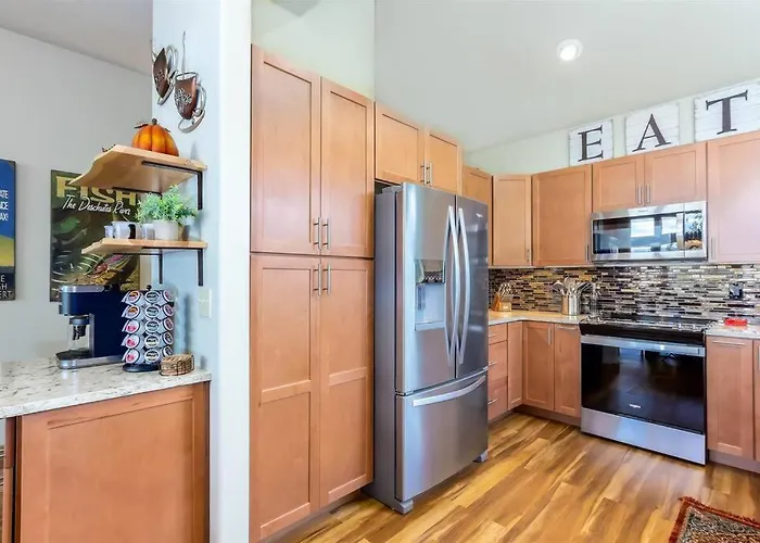 Juniper Haven New Remodel And Resort Amenities