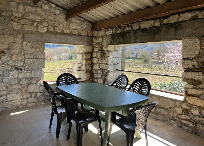 Maison de Campagne au bord de l'eau