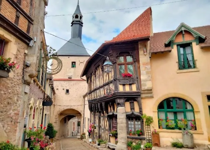 Maison de caractère, Cure thermale et Tourisme, meublé 4 étoiles