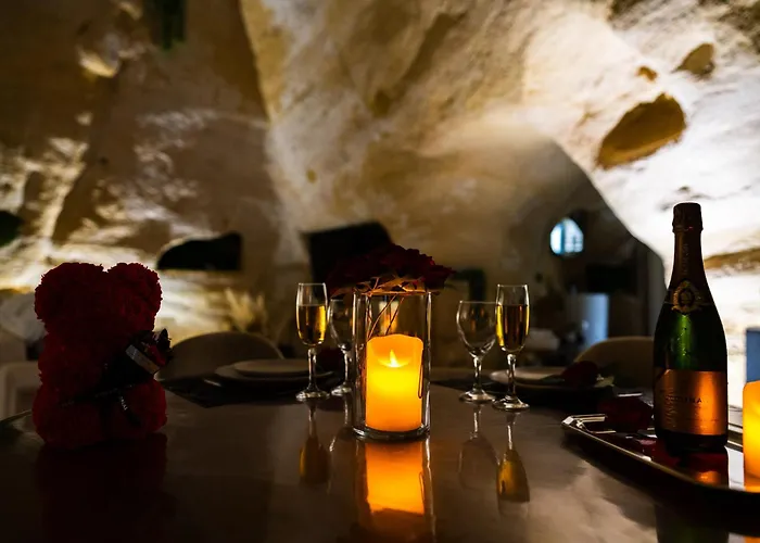 La falaise perdue, Suite troglodyte&spa privé