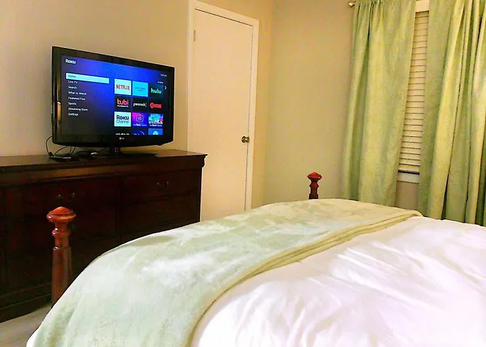 Liberty Towne Spring Lake - Premium Wifi Near I-95 & Fort Bragg - Perfect For Short Or Long-Term Stays